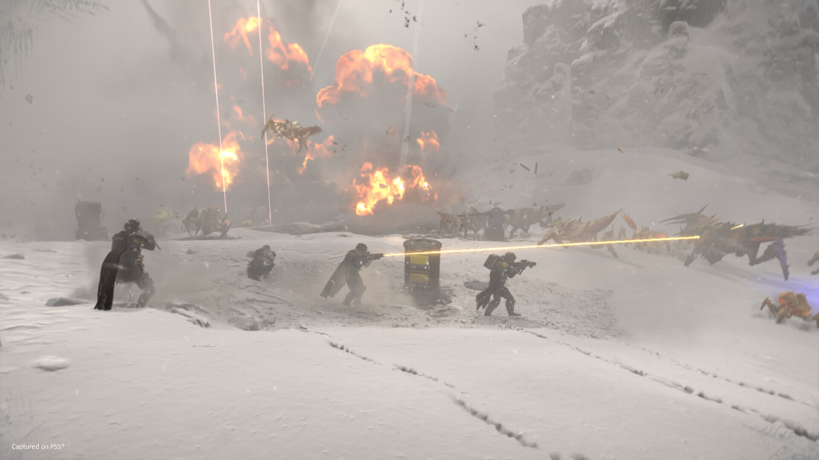 Helldivers 2 is officially coming to Xbox later this year with full crossplay support